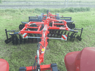 Travail du sol - Déchaumeur à dents - Cover crops en X autoporteur pulvériseur COMPACT +
