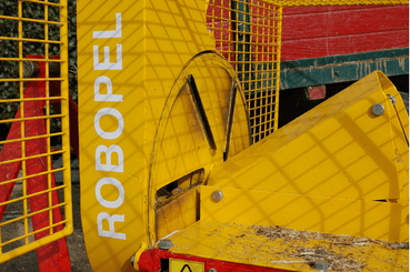 Matériel de ferme - Enfonces pieux - Ecorceuse de pieux ROBOPEL