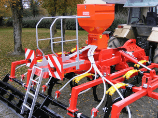 Travail du sol - Outils à dents - Cultivateur à dent POLYCULT KOMBX