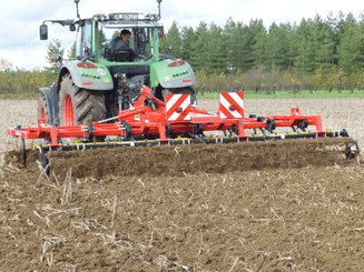 Travail du sol - Outils à dents - Cultivateur à dent POLYCULT KOMBX