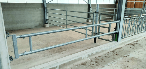 Matériel d'élevage - Barrière herbage - Panneaux libre service d'alimentation CONSNET